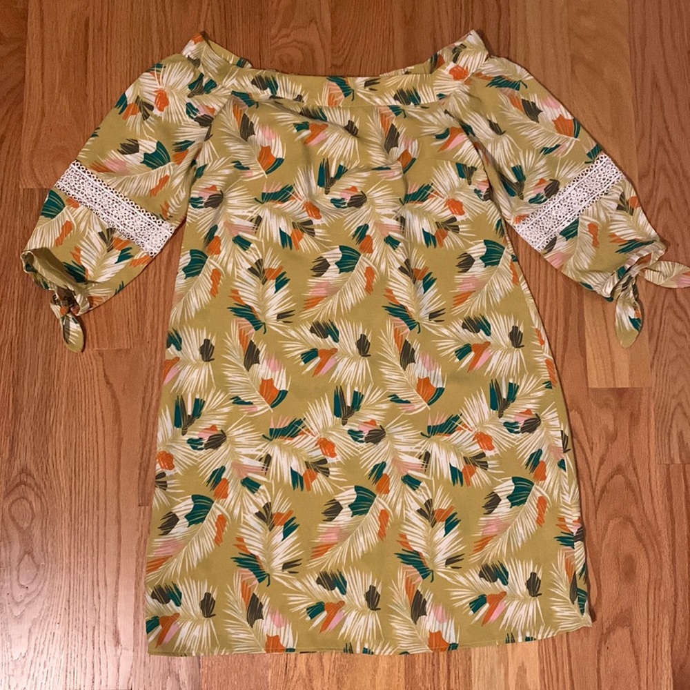 New Banana Republic Factory Women's Size 4 Leaf print Smock Shirt Dress